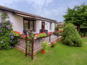 Cozy Holiday Home in Hasselfelde with Private Terrace, Stiege